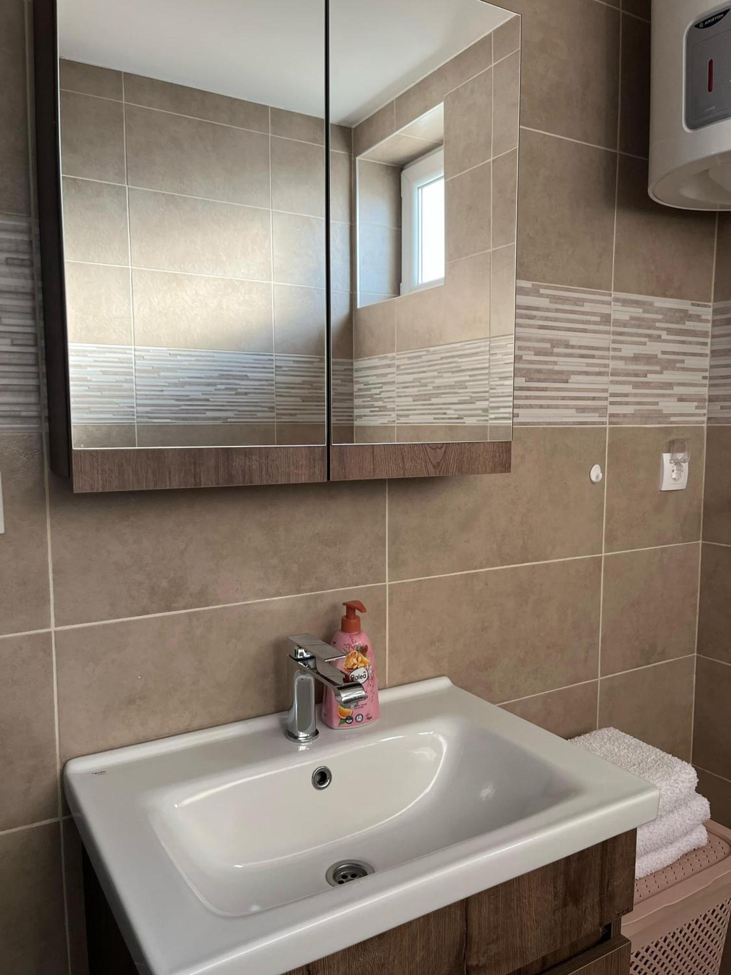 Surcin Apartment Ledine المظهر الخارجي الصورة
