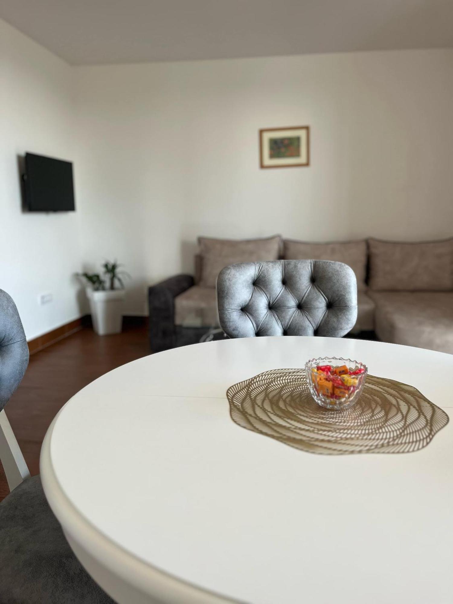 Surcin Apartment Ledine المظهر الخارجي الصورة
