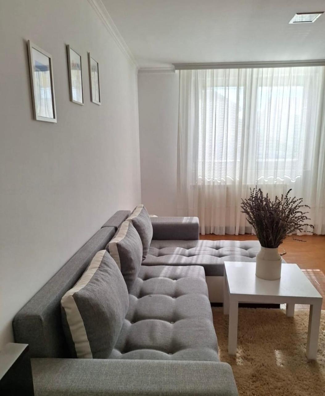 Surcin Apartment Ledine المظهر الخارجي الصورة